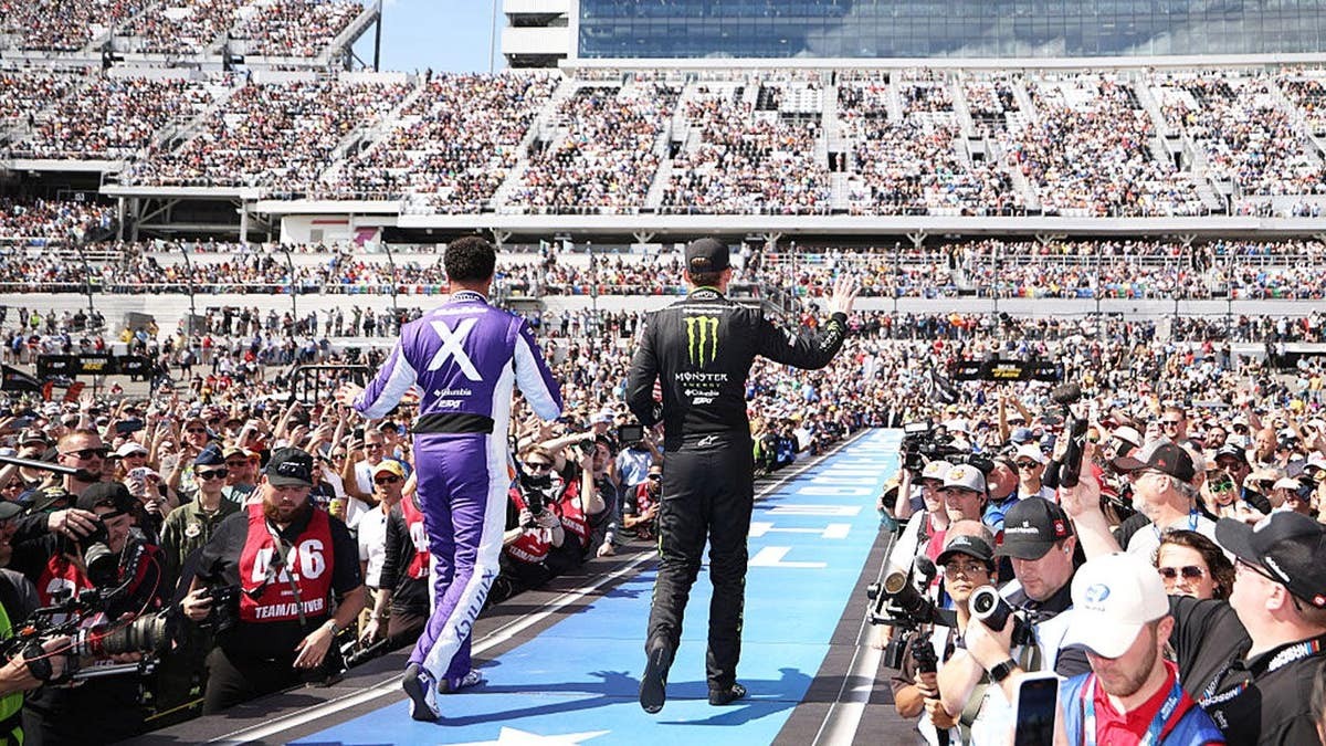 NASCAR makes major change to 2027 Daytona 500 week, fans furious with another change & race wife in Costa Rica at george magazine