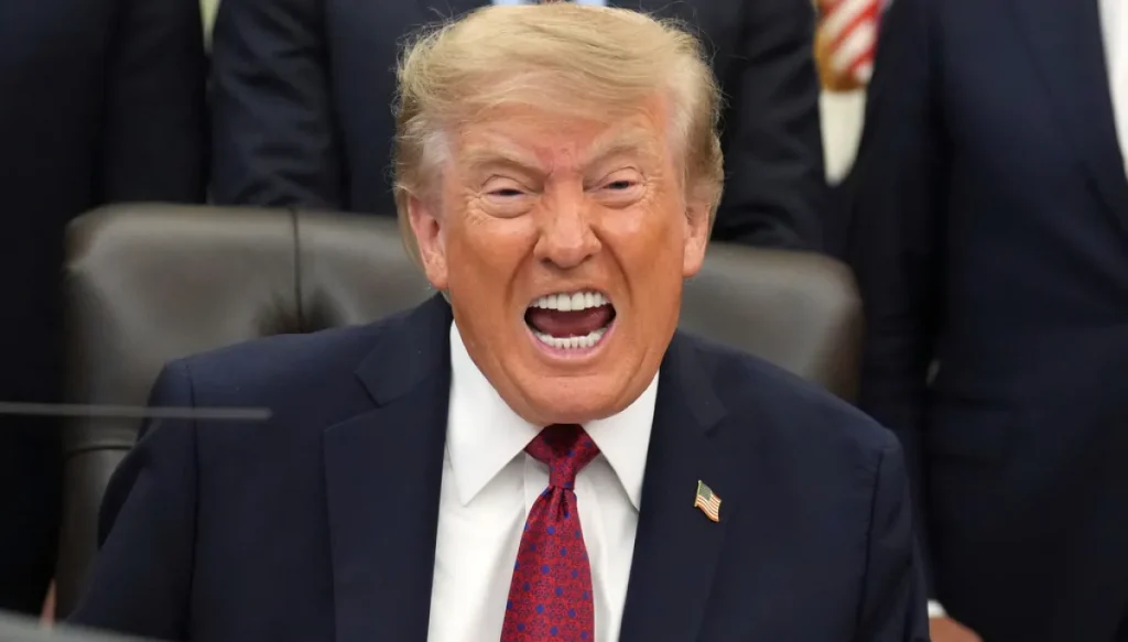 Trump implores Iranians to ‘rise up and fight’ as he shrugs off ‘worthless’ talks