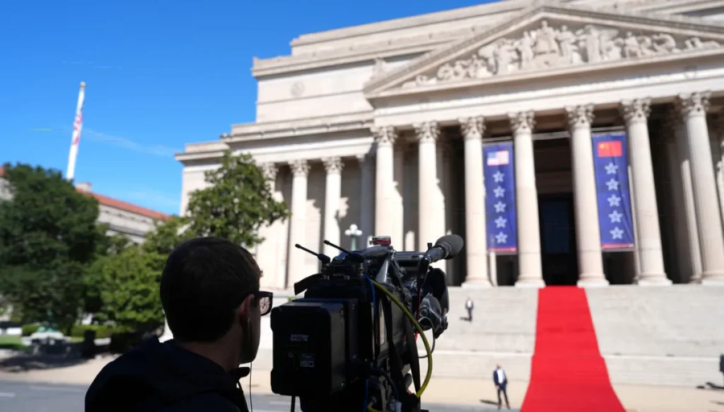 White House TV press pool resumes coverage after CNN, Politico, MS Now passes reinstated