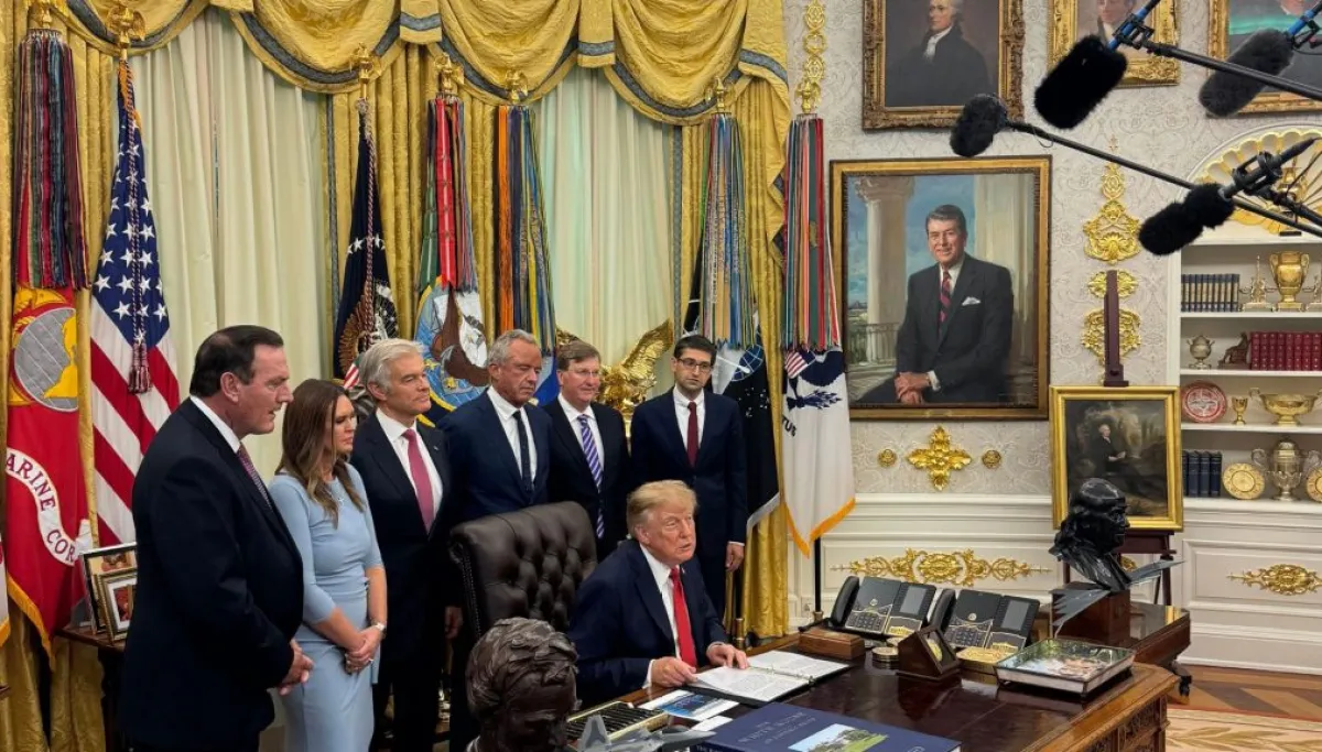 White House reporter talks about Trump banning MS Now, Politico, and CNN  at george magazine