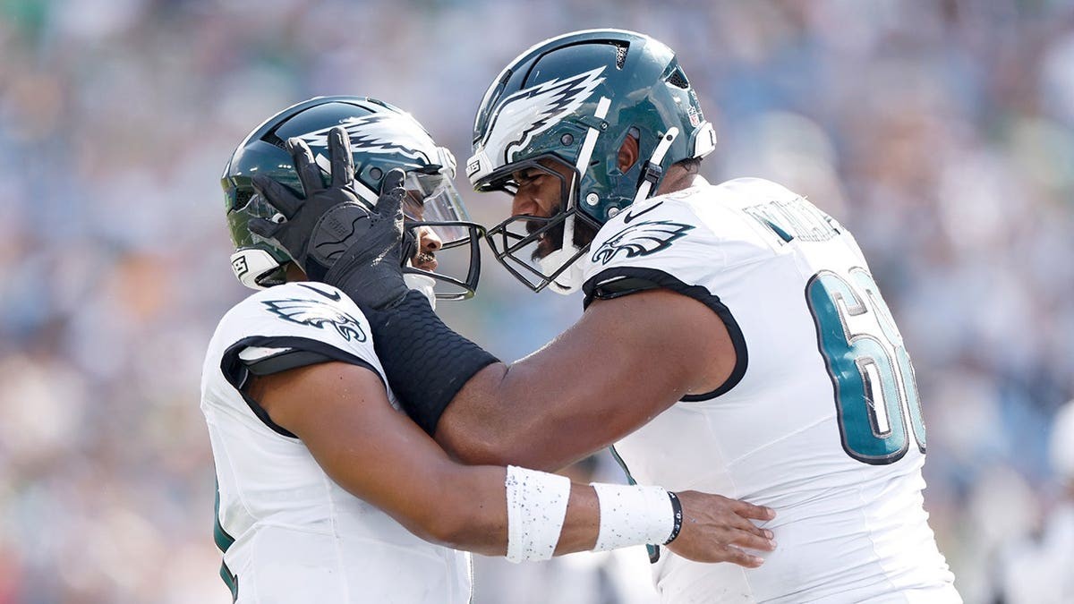 Jalen Hurts saves Eagles from ugly upset as Philadelphia escapes Titans to remain unbeaten at george magazine