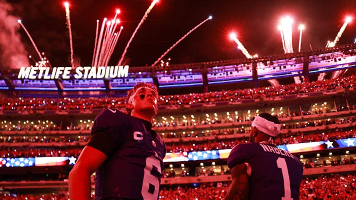 Giants honor 9/11 heroes before emotional Sunday Night Football opener against Cowboys  at george magazine