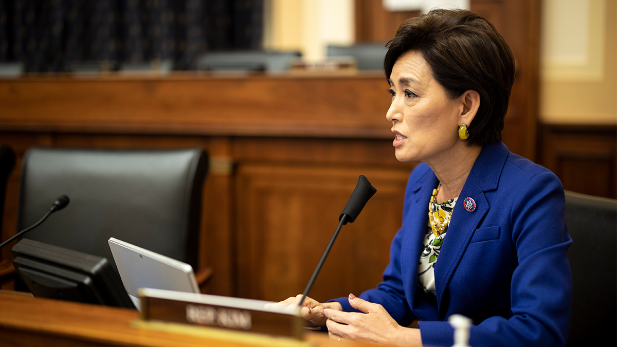 GOP takes aim at Congress' next 'get filthy rich' loophole after stock-trading ban at george magazine