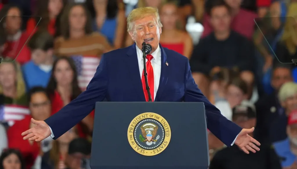 WATCH LIVE: Trump rallies for GOP candidates in Alabama