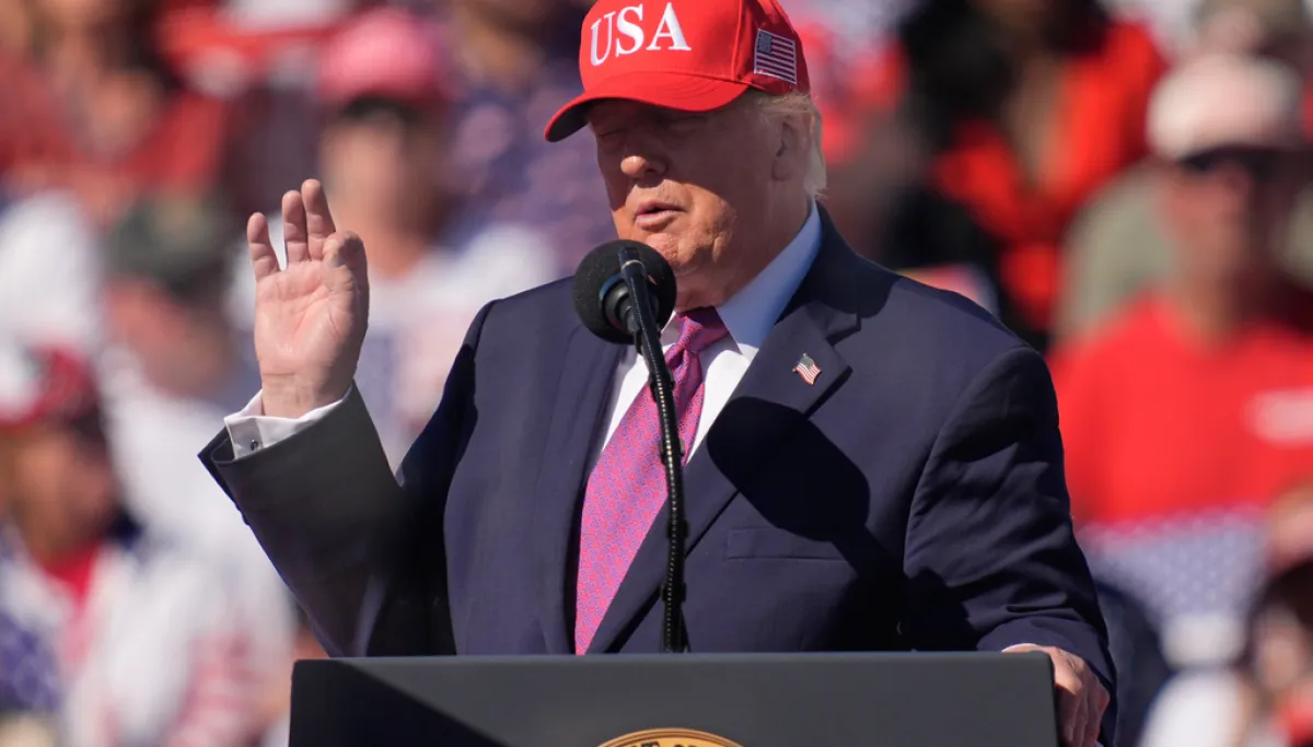 Trump says government ‘leakers should be shot’  at george magazine