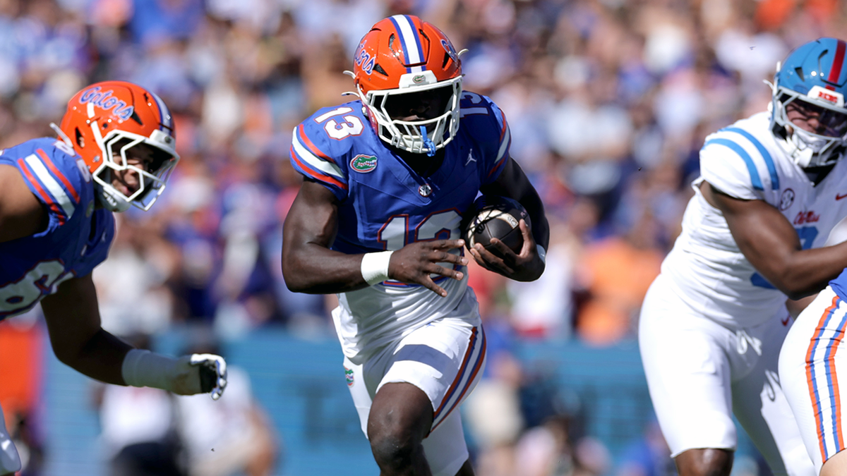 Texas Longhorns favored by 11.5 over Florida Gators despite back-to-back struggles in SEC football  at george magazine