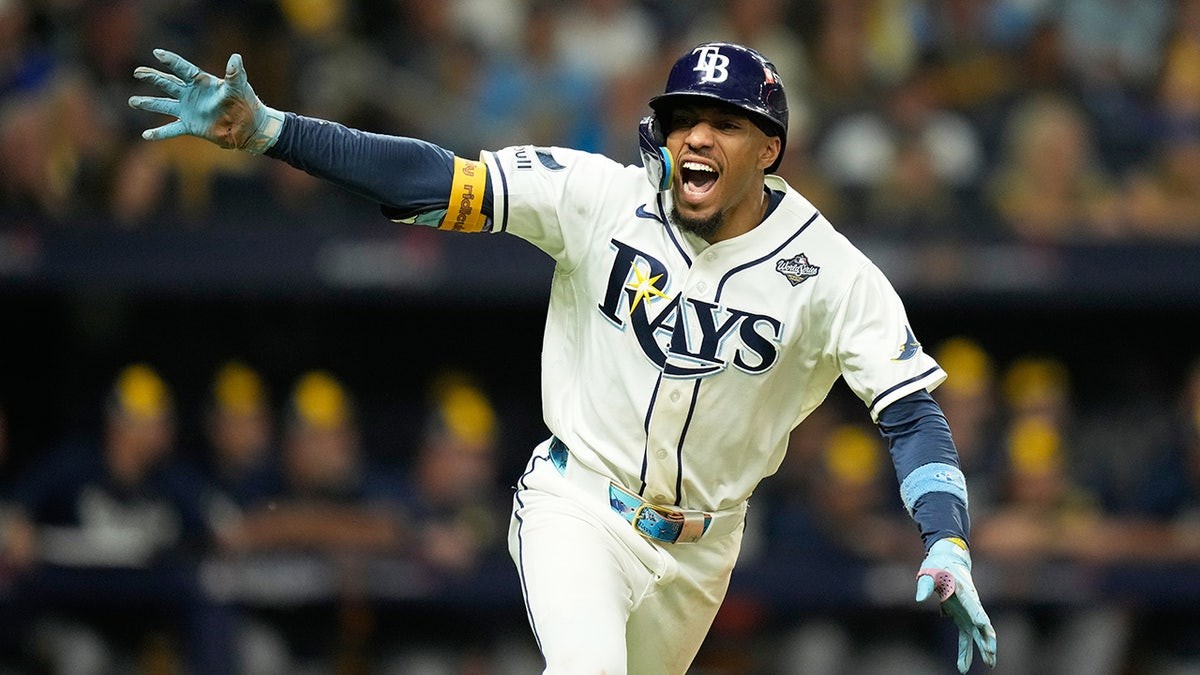 Rays stay alive in World Series, walk off Brewers in thrilling extra-inning Game 4  at george magazine