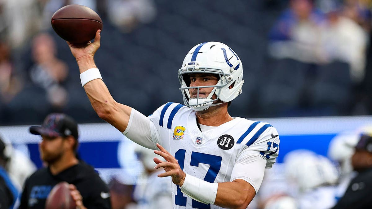 Shane Steichen says Daniel Jones won't be benched but coach and general manager Chris Ballard are in trouble at george magazine