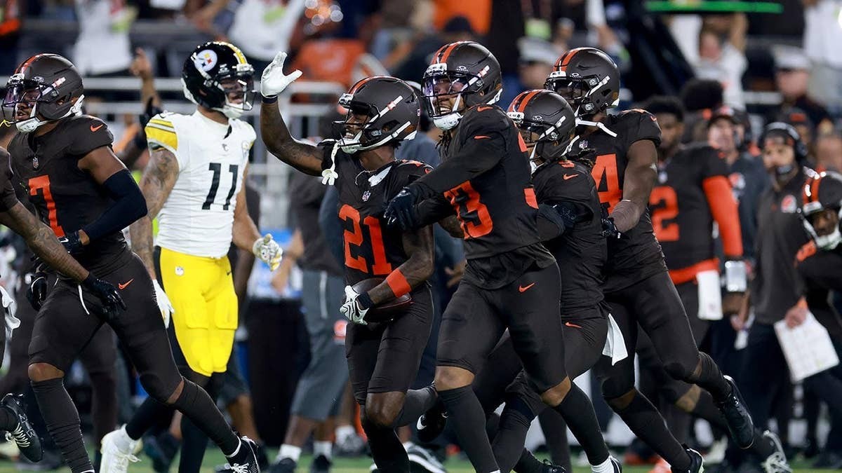 Browns’ late field goal spoils Aaron Rodgers’ Thursday night finale, seals Cleveland's third straight win at george magazine