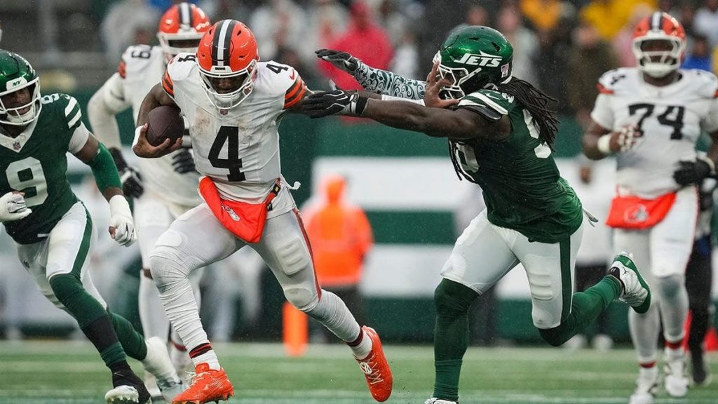 NFL linebacker and amateur preacher Demario Davis delivers amazing sermon on winning and life
