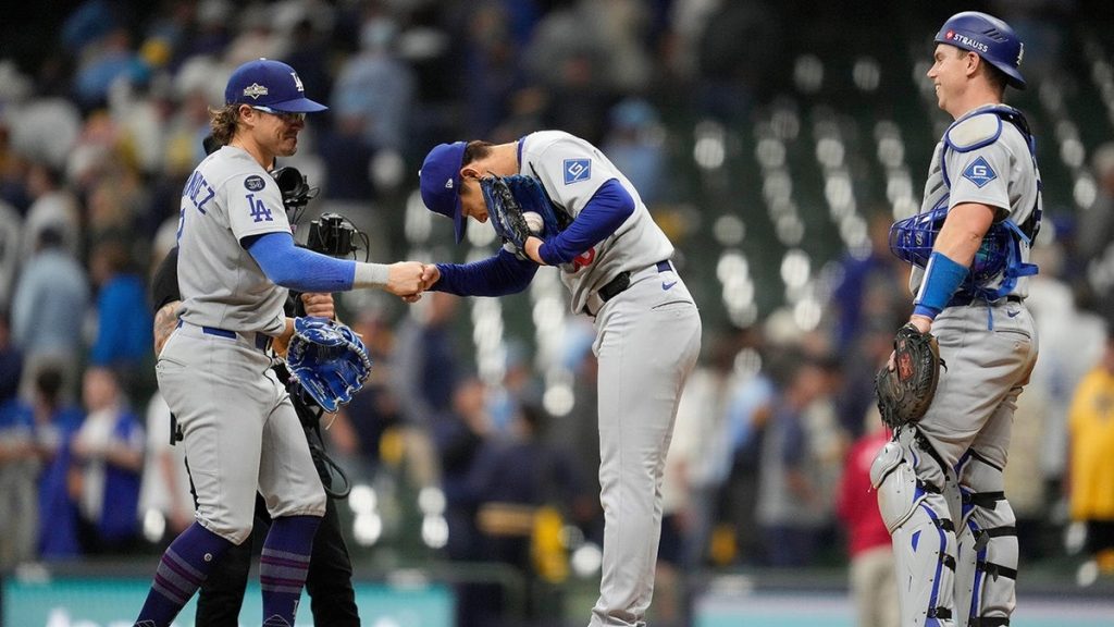 Yoshinobu Yamamoto takes the mound as Dodgers look to even NLCS after Game 1 loss to Brewers