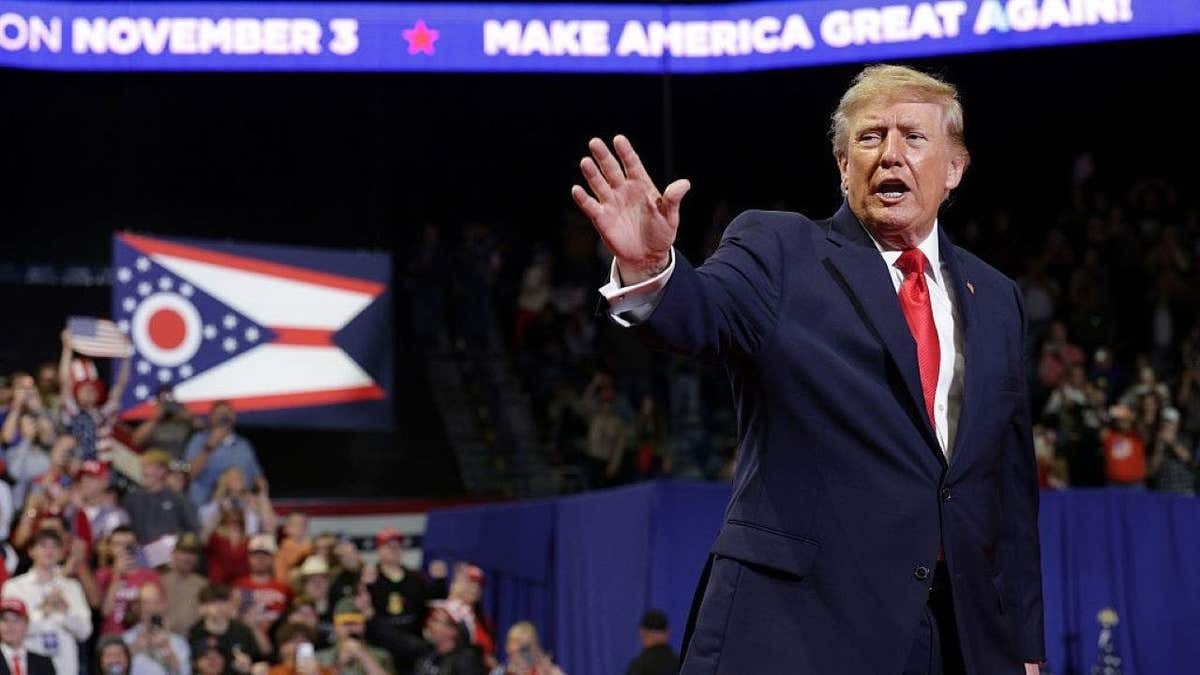 Trump rally crowd chants 'deport' as president rips Ilhan Omar after federal raid  at george magazine