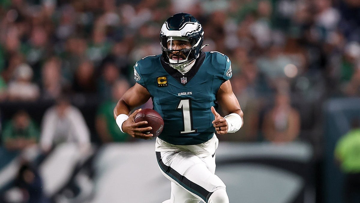 Eagles appear set to add QB from Cowboys' practice squad as Jalen Hurts deals with blood clot  at george magazine