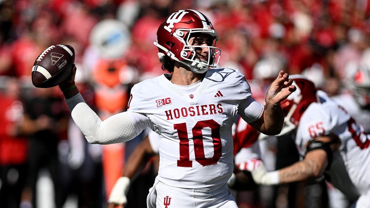 Betr Promo Code FOXNEWS Unlocks $200 in Bonuses and Free Picks for Week 7 College Football Action  at george magazine