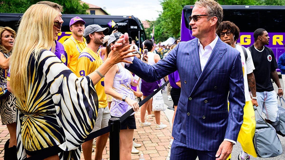 LSU head coach Lane Kiffin is making the same mistake his predecessor did, will he suffer the same fate?  at george magazine