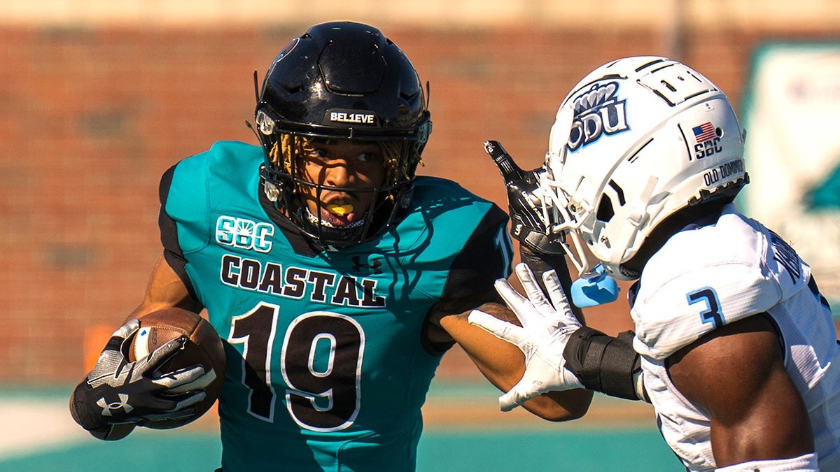 Coastal Carolina's 90s-themed throwback football jerseys leave fans on the internet divided  at george magazine