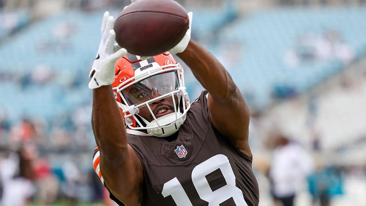 Former Cleveland Browns WR David Bell seeks $300M after botched surgery allegedly nearly killed him at george magazine