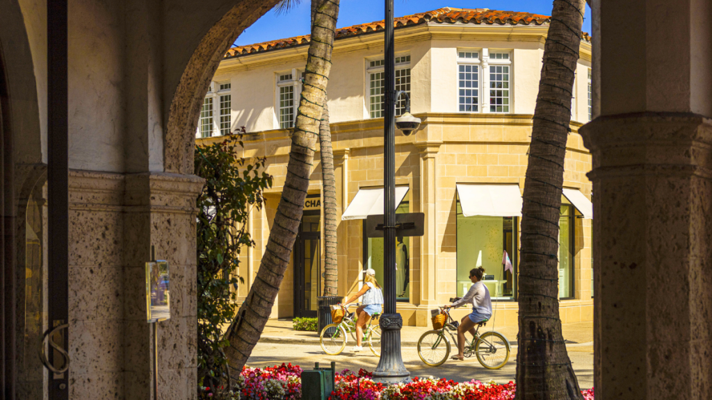 Trump’s backyard is quietly transforming into ‘Silicon Valley South’ as wealthy Americans flock in