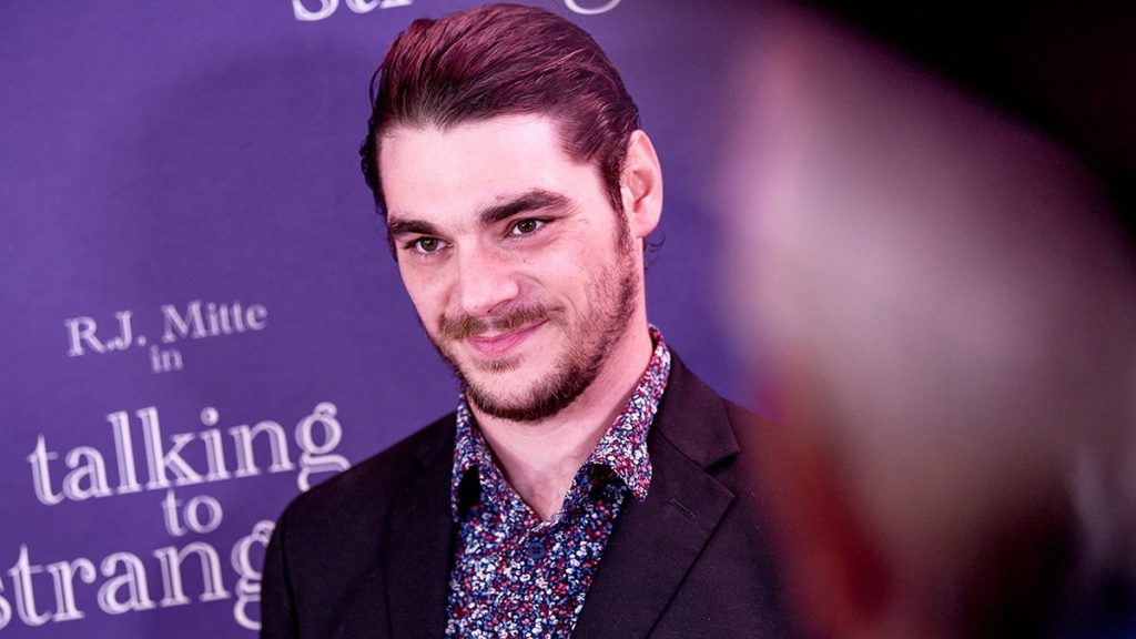 RJ Mitte, ‘Breaking Bad’ actor who played Walter White Jr., dies at 34