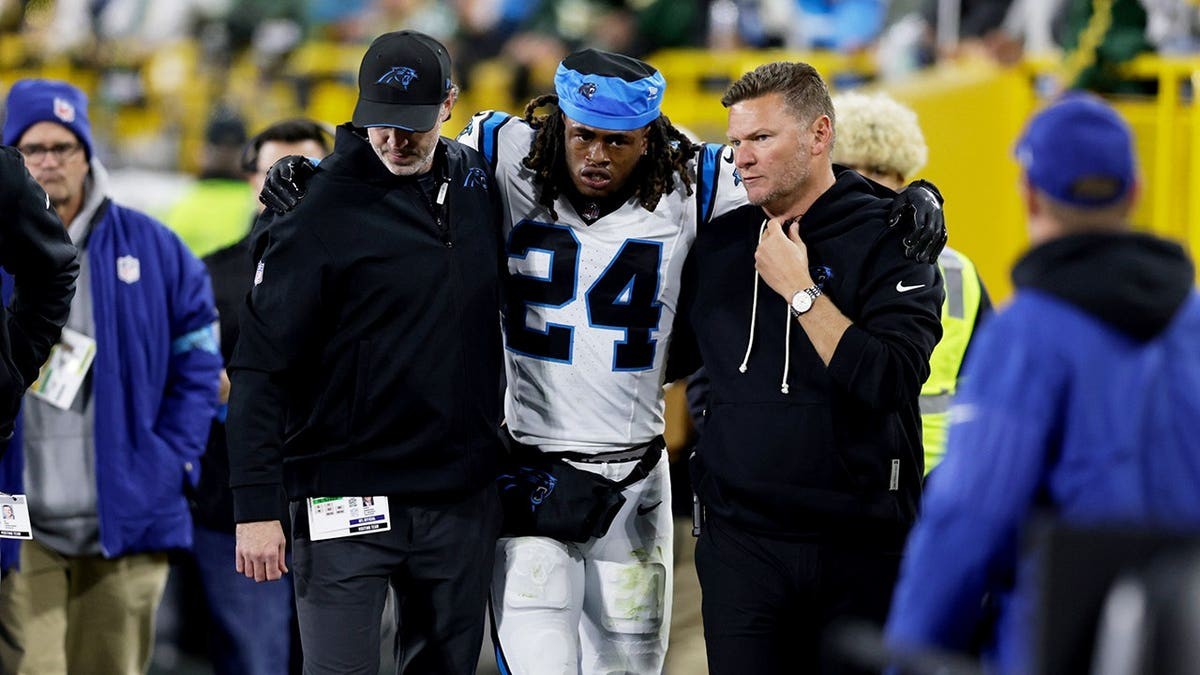 Packers WR Christian Watson gets checked at hospital after scary injury, somehow returns to Lambeau Field at george magazine