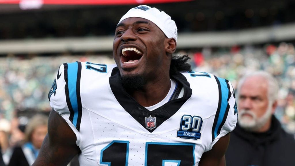 Human vs. ChatGPT NFL Week 6 betting picks: AI goes all-in on totals after another weekly win